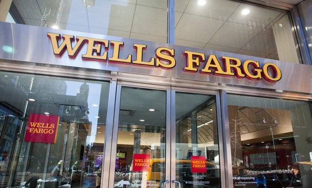 A Wells Fargo branch in New York (Photo: Bloomberg)