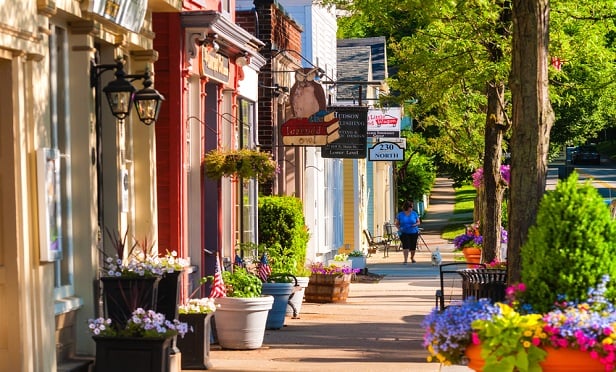 Your small-business clients are focused on serving customers and protecting their livelihoods. They trust their insurance agent to help them achieve this.