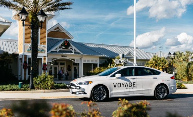 Self-driving taxi