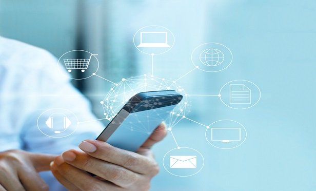 Looking back, industry leaders who failed to realize how the internet would impact on society a lack of insight that led to their demise. (iStock)