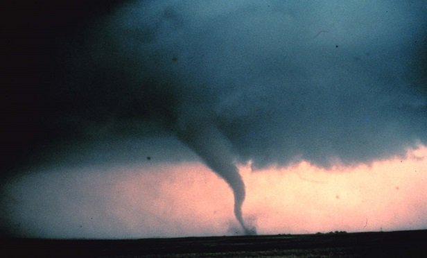 A pattern shift in coming days may push the jet stream farther north, reducing the frequency of the tornadoes. (Photo: Bloomberg) 