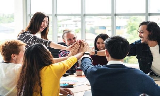 While many people would not list 'insurance agent' among their dream jobs, the position actually offers many qualities younger generations are looking for in a career. (Photo: Shutterstock)