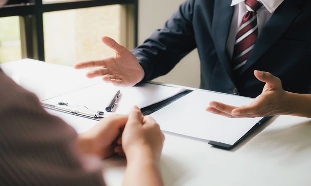 The insight obtained from a mock trial can be a cost-effective replacement to agreeing to settlement based on anchors such as policy limits, damage caps, original offers, or plaintiff-jury rapport. (Shutterstock)