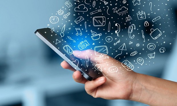 A virtual claims app shows that insurers care about policyholders' safety during the COVID-19 pandemic. (Photo: Shutterstock)