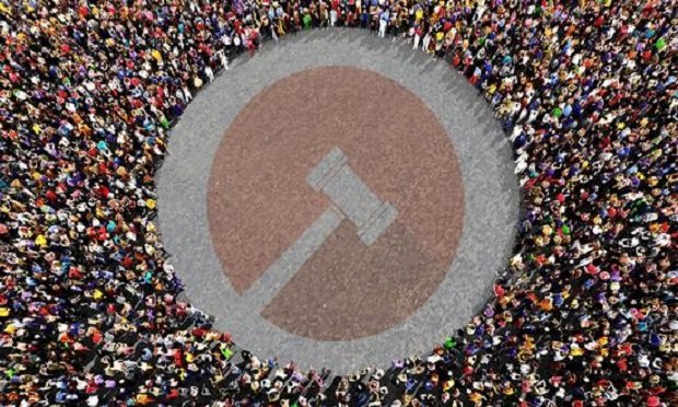 More than 500 new class-action suits associated with the pandemic and shutdown-related matters were filed as of May 2020. (Photo: Shutterstock)