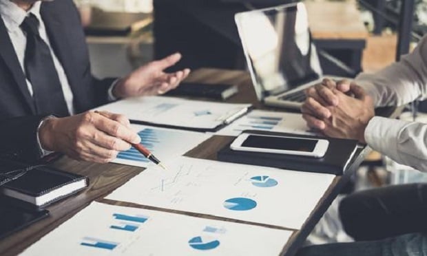 A survey from Nationwide found that agents are confident they are meeting the needs of their customers, yet some business owners and consumers have a different perspective on the services agents should provide. (Photo: Shutterstock)