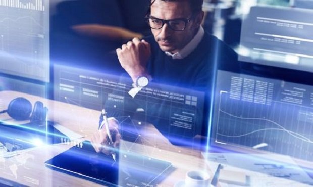 By leveraging new technology-based solutions, a growing number of insurance companies are able to continuously underwrite a number of their small-business clients. (Photo: Rymden/Shutterstock)