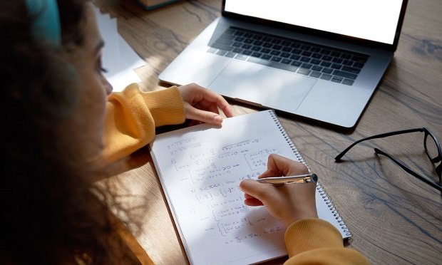 Participants in the 2020 Internship Program sponsored by the Wholesale & Specialty Insurance Association (WSIA) capitalized on virtual learning during this unusual pandemic summer. (Photo: Shutterstock)