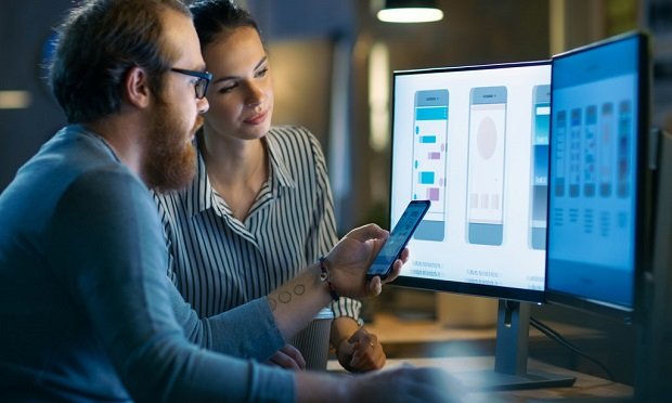 Insurance companies should prioritize technologies that are easy-to-use to create seamless workflows for employees and enhanced experiences for customers. (Photo: Shutterstock)