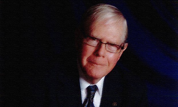 Ken Brownlee headshot.