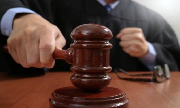 As potential injury litigation over COVID-19 exposure ramps up, it will be critical to watch the creative arguments presented by each side, and how courts resolve these issues. (Photo: Shutterstock)