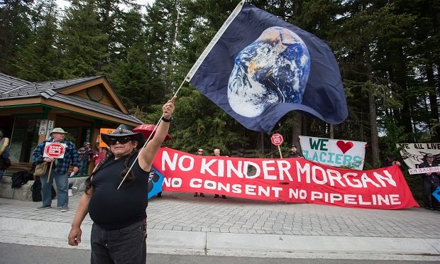 Demonstrations against the Trans Mountain pipeline expansion in 2018, when it was still in the hands of Kinder Morgan. (Photo: Bloomberg)