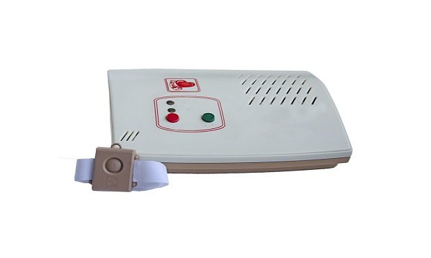 Mobile Personal Emergency Response System (mPERS) devices provide state-of-the-art location technologies and built-in fall advisory capabilities. (Dmitry/Adobe Stock)