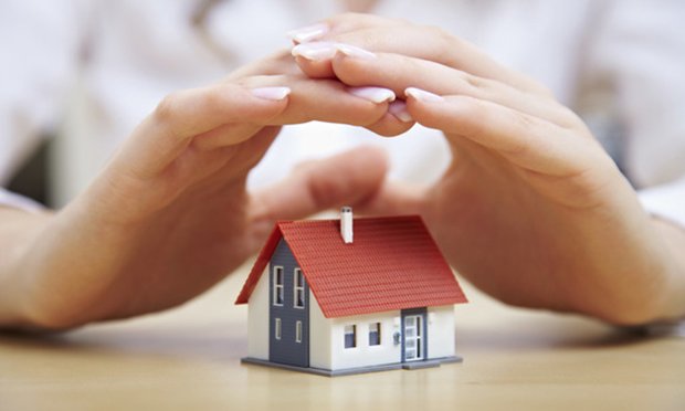 Rates for personal articles insurance reached 4% during 2022's first quarter, compared with 3% during the previous period. Personal auto rates were also up during the most recently closed quarter, increasing 4.3% compared with a small increase seen during the final quarter of 2021. (Credit: Robert Kneschke) 