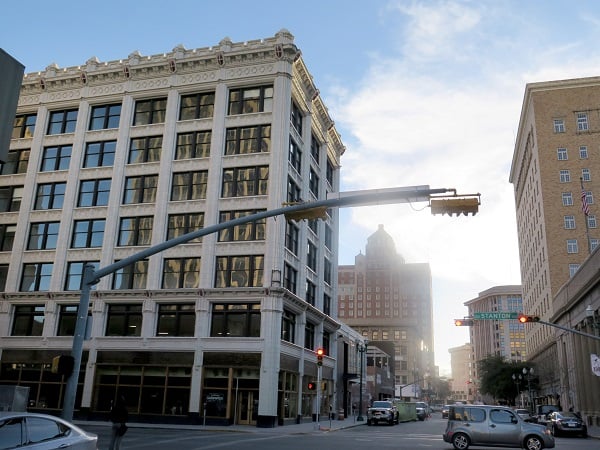 El Paso, Texas, on the border with Juárez, Chihuahua, Mexico, is seeing an increase in millennial workers. (Photo: AP)