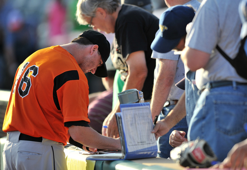 Player autograph