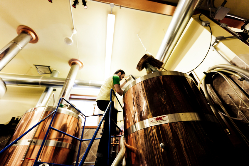 Checking beer vats