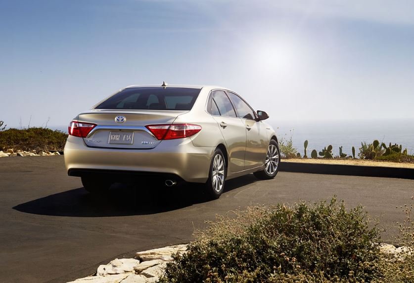 2017 Toyota Camry Hybrid