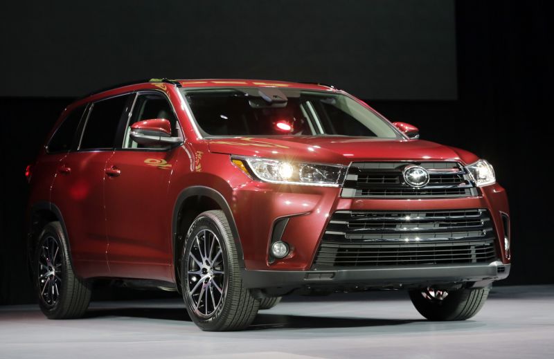  2017 Toyota Highlander Hybrid