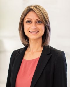 Heather Giordano is senior vice president of human resources at CNA Insurance