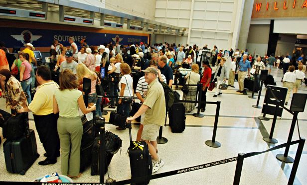 24 busiest airports for Thanksgiving week (and busiest time ...