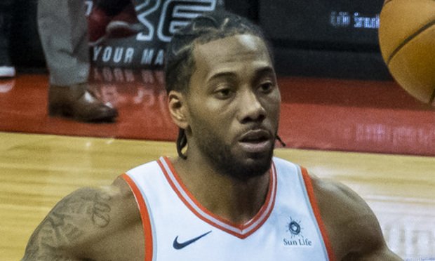 Kawhi leonard suing online