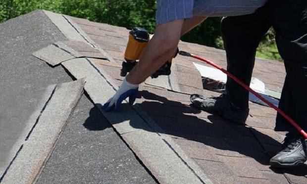 This week's question addresses faulty workmanship from a roofer and ensuing losses. (Photo: Shutterstock)