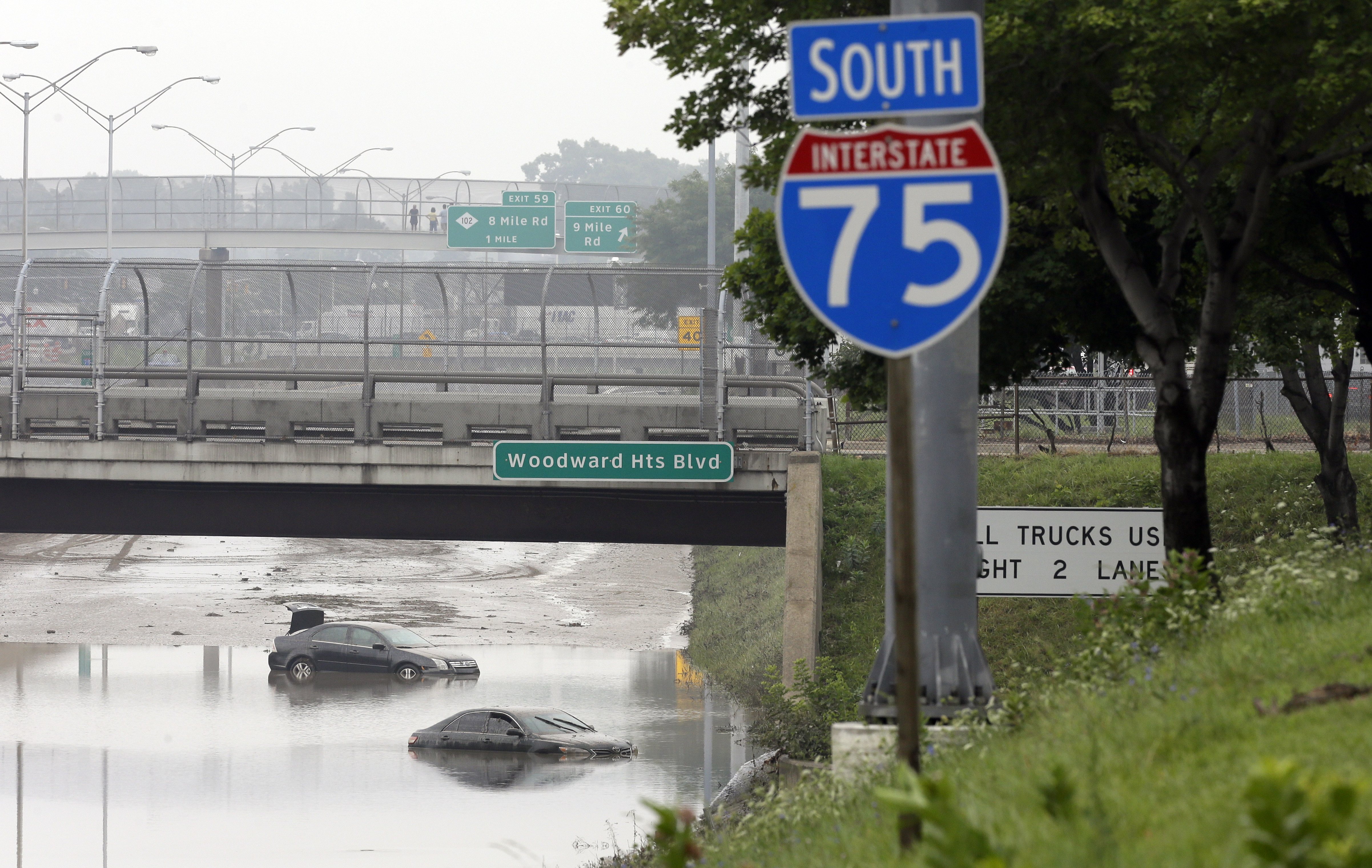 8 unreal photos of floodravaged Detroit PropertyCasualty360